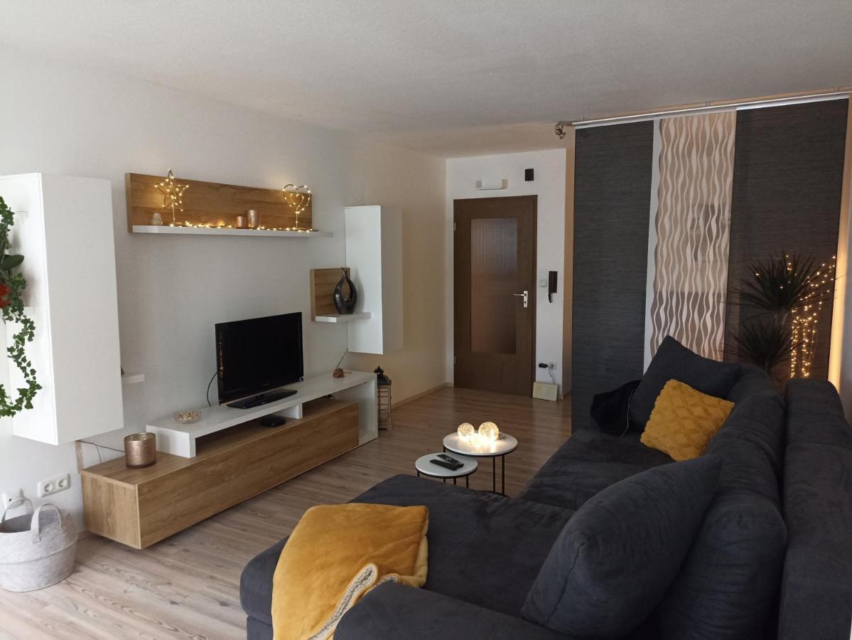Gemuetliches Apartment In Bad Berneck 바트베르넥임피흐텔게비르거 외부 사진
